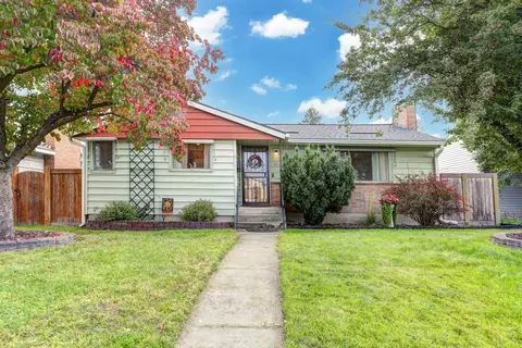 6204 N Wall St, Spokane, WA 99205