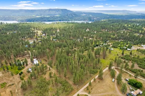 7748 Chamokane St, Ford, WA 99013