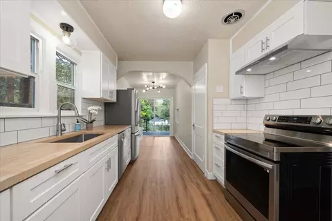 1317 E 16th Ave, Spokane, WA 99203 photo 11