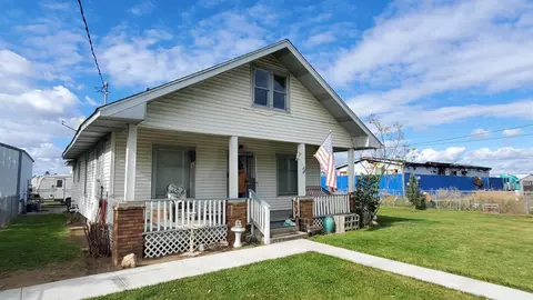 7019 N Julia St, Spokane, WA 99217