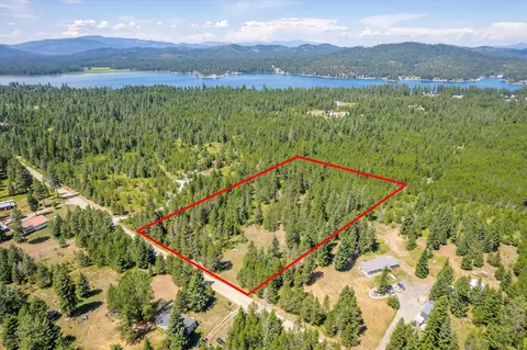 2011 Driskill Rd, Newport, WA 99156