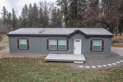 5 Columbia Dr #SPACE 10, Kettle Falls, WA 99141