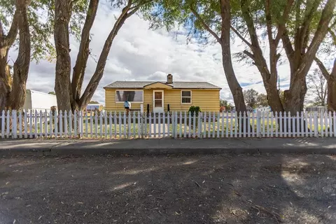 502 E Birch Ave, Ritzville, WA 99169