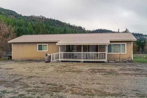 1996 Scott Rd, Rice, WA 99167