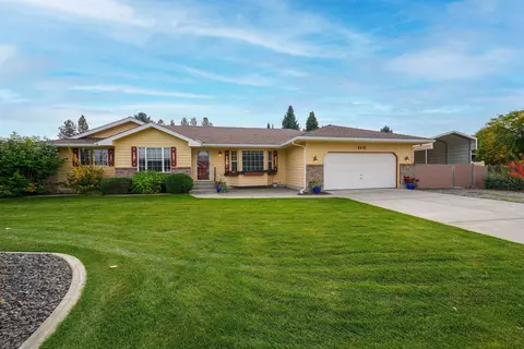 5415 W Newbury Ct, Spokane, WA 99208