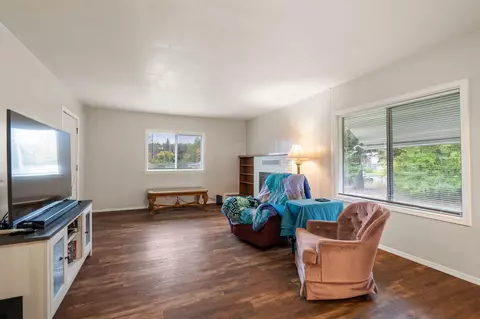 4607 E 5th Ave, Spokane Valley, WA 99212 photo 5