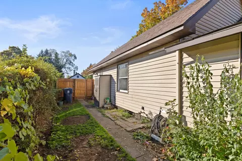 2617 E Sharp Ave, Spokane, WA 99202 photo 26