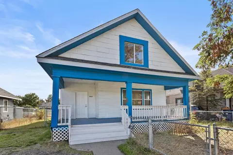 2438 N Hogan St, Spokane, WA 99207