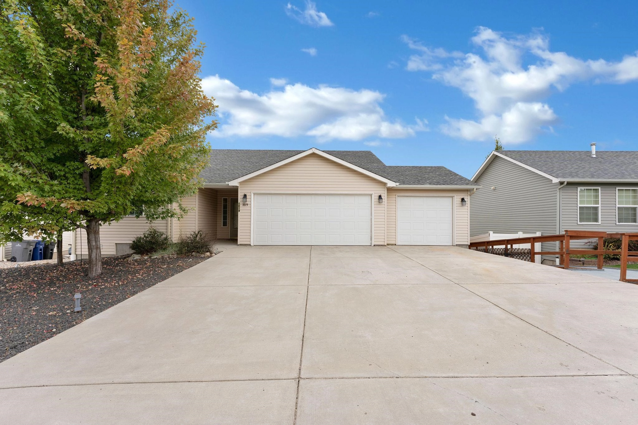 1019 N Olson Hl Ct  