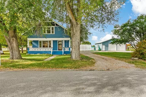 2009 N Long Rd, Greenacres, WA 99016