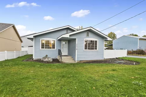 17719 E Cataldo Ave, Greenacres, WA 99016