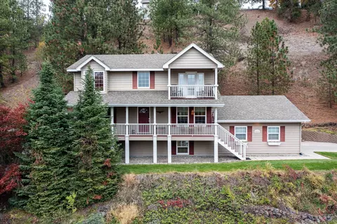 4202 W Hiawatha Dr, Spokane, WA 99208