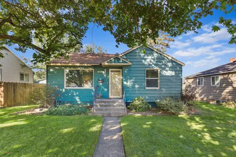 2208 W Crown Ave, Spokane, WA 99205