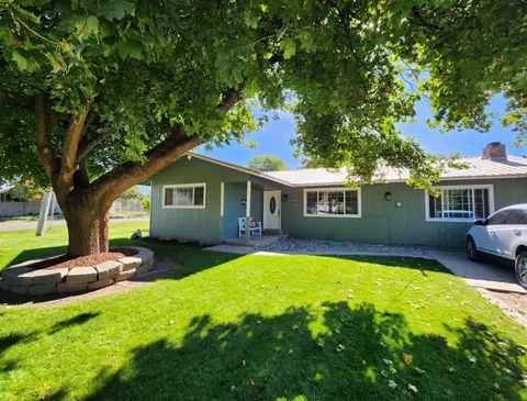 615 Old Kettle Rd, Kettle Falls, WA 99141