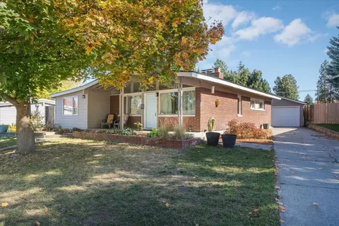 6702 N Post St, Spokane, WA 99208 photo 2