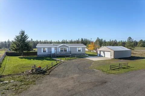 4002 E Beauty Ln, Colbert, WA 99005