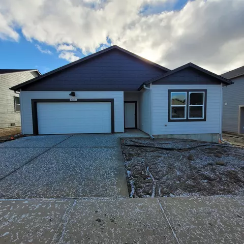 5617 W Georgetown Ln, Spokane, WA 99208