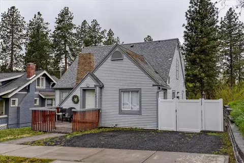 1008 S Rebecca Ave, Spokane, WA 99202
