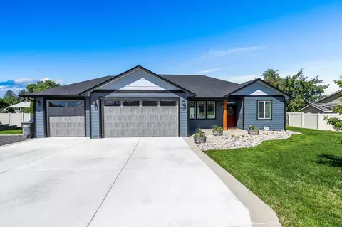 1115 N Park Ct, Deer Park, WA 99006