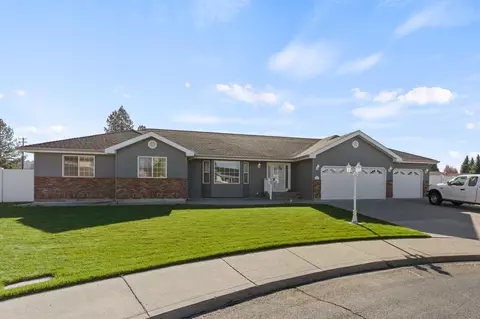 5909 W Hopi Ct, Spokane, WA 99208