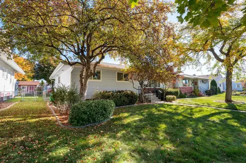 2524 N Wall St, Spokane, WA 99205