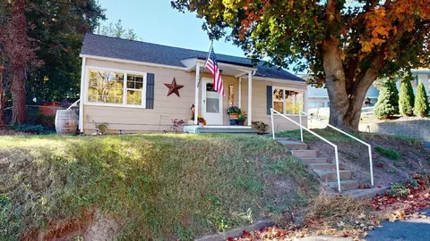 405 SW Walnut St, Pullman, WA 99163