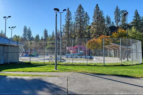 1719 E 4th Ave, Spokane, WA 99202 photo 22