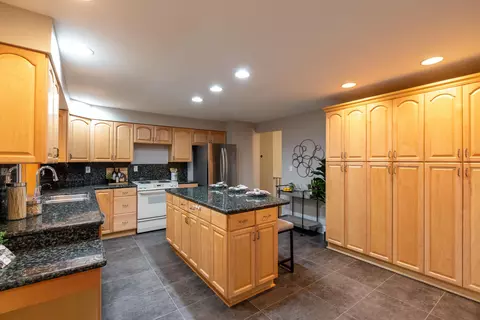 2216 E 45th Ave, Spokane, WA 99223 photo 10