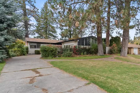 5418 W Hoffman Pl, Spokane, WA 99205