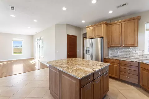 514 E Gibbs Rd, Spokane, WA 99224 photo 9