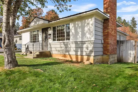 1923 E 14th Ave, Spokane, WA 99202 photo 2