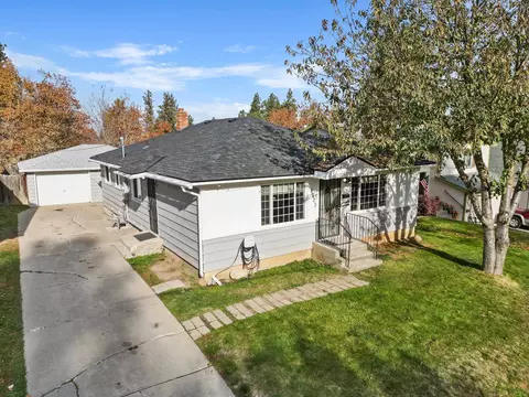 1923 E 14th Ave, Spokane, WA 99202 photo 3
