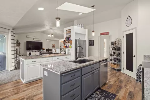 5317 E Turnbridge Ln, Colbert, WA 99005 photo 9