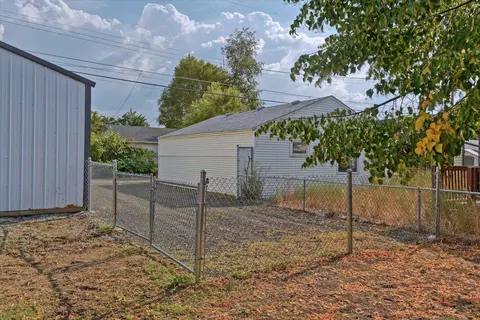 624 E Joseph Ave, Spokane, WA 99208 photo 23