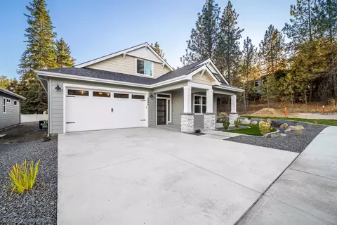 2111 E 33rd Ave, Spokane, WA 99203