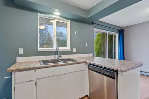 11305 E 33rd Ave, Spokane Valley, WA 99206 photo 9