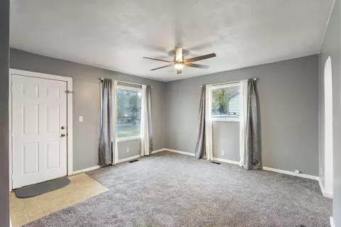 903 E Wabash Ave, Spokane, WA 99207 photo 4
