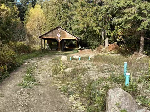 617 Campbell Ln, Cusick, WA 99119