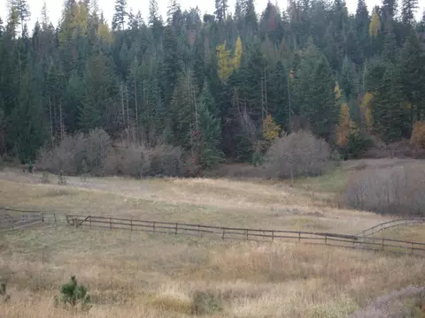 Nn Mountain Top Ln, Mead, WA 99021