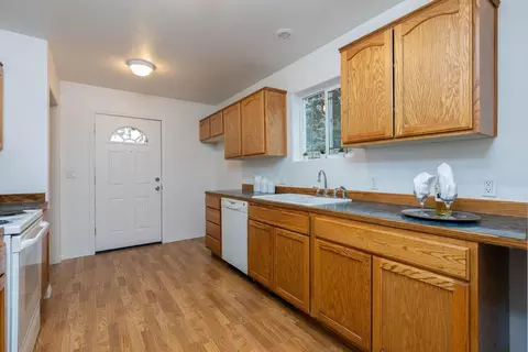 4311 E 8th Ave, Spokane, WA 99212 photo 11