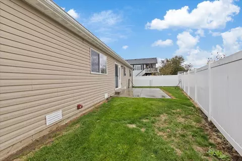 9611 E Heroy Ct, Spokane, WA 99206 photo 29