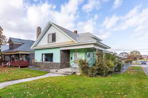 1231 E Carlisle Ave, Spokane, WA 99207