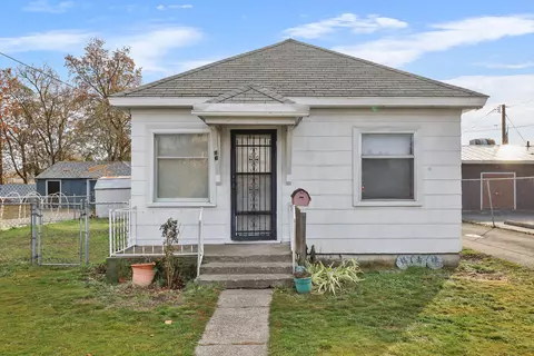 16 E Kiernan Ave, Spokane, WA 99207
