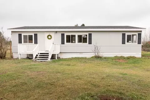 12604 E Bridges Rd, Elk, WA 99009