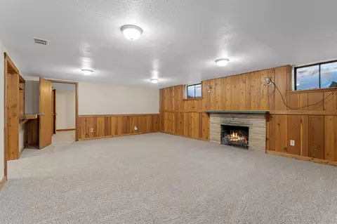 949 E 34th Ave, Spokane, WA 99203 photo 22