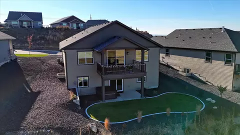 21341 E Valley Vista Dr, Liberty Lake, WA 99019