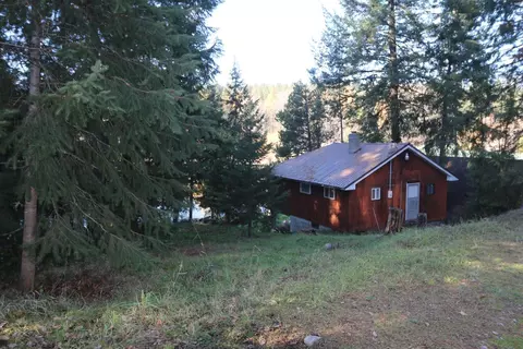 152 Harbor View Rd, Newport, WA 99156