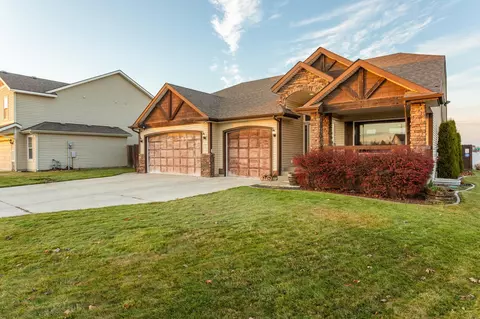 12702 W 4th Ave, Airway Heights, WA 99001