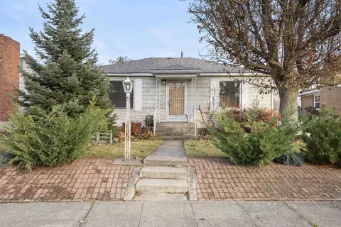 4514 N Gustavus St, Spokane, WA 99205