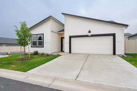 5626 W Youngstown Ln, Spokane, WA 99208